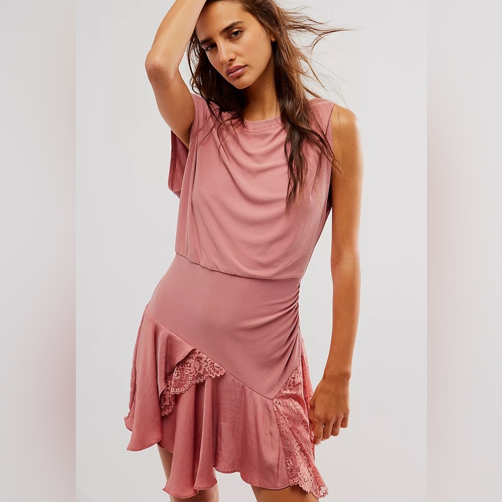 Free People Jazzy Mini Dress in Rose Smoke Size Medium NWT